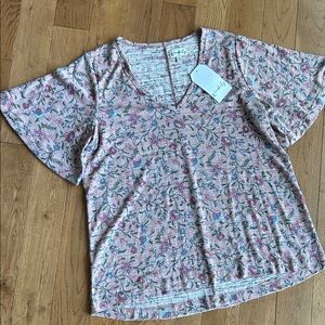 Wonderly Multicolor Floral V-Neck Blouse